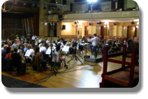 Gravant la Banda Municipal de Barcelona a La Alian�a del Poble Nou.